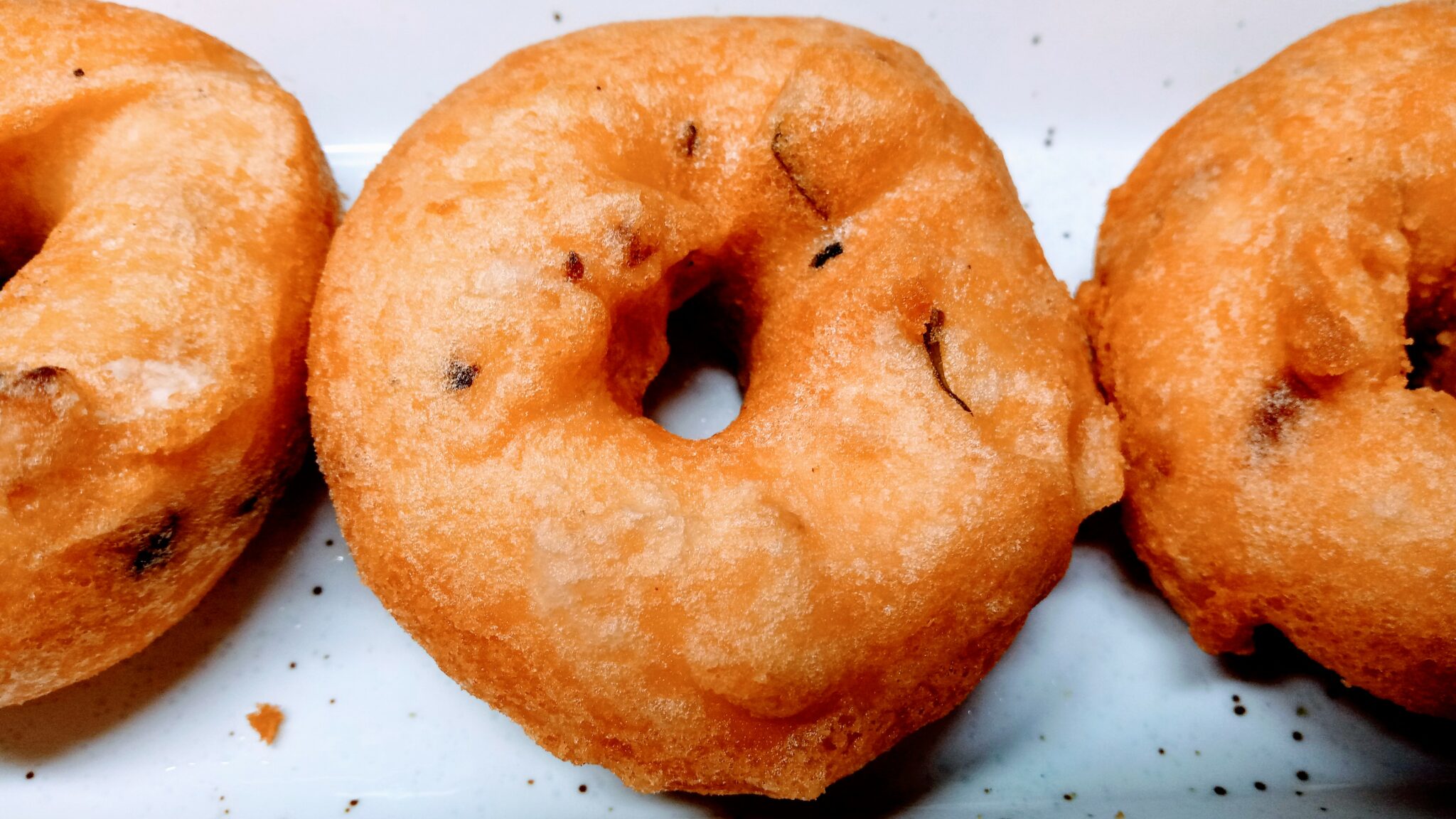 Medu vada ( Uzhunnu Vada ) Restaurant style Crispy and soft – easy method for beginners.